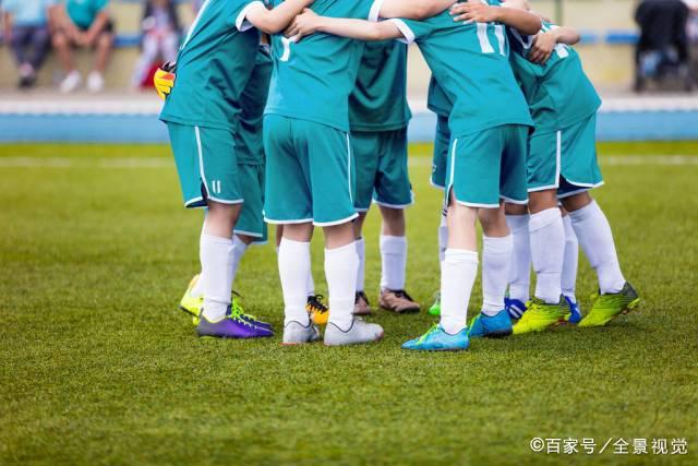 男子刮中体彩100万大奖 边玩边学很有意义